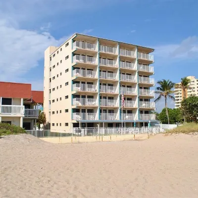 La Costa Beach Club Hotels near Pompano Beach Amphitheater