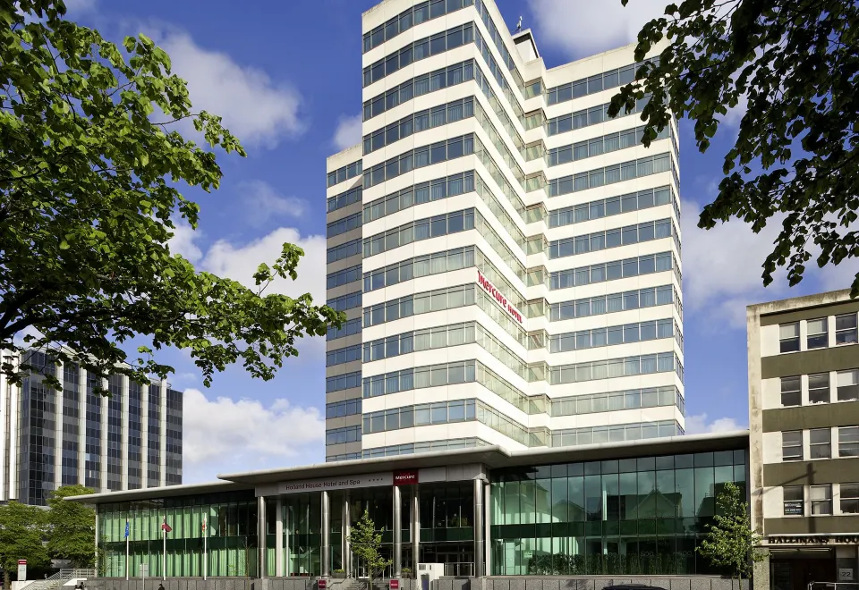 Mentone Hotel - Housity