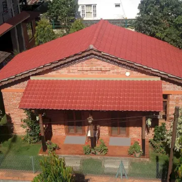 Vardan Resort n' Apartment