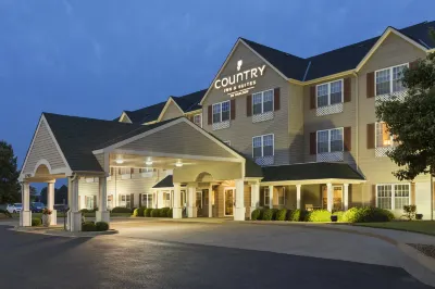 Country Inn & Suites by Radisson, Salina, KS Hotels in 
