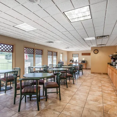 Quality Inn West