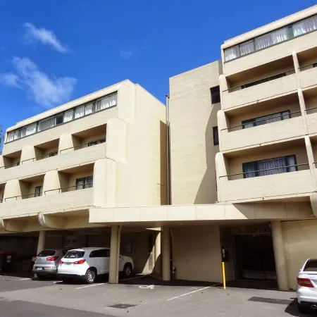 St Ives Apartments