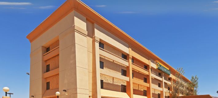 La Quinta Inn & Suites by Wyndham El Paso West Bartlett Hotel di El Paso