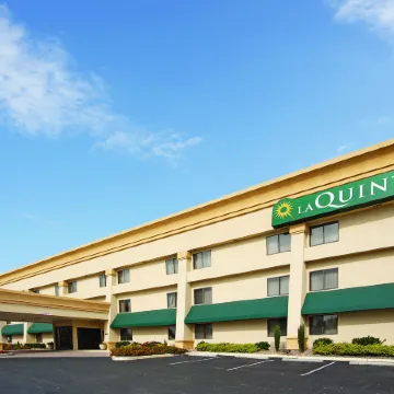 La Quinta Inn & Suites by Wyndham Roanoke Salem Отели в г. Сейлем