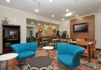 AmericInn by Wyndham Minot Hotel di Minot