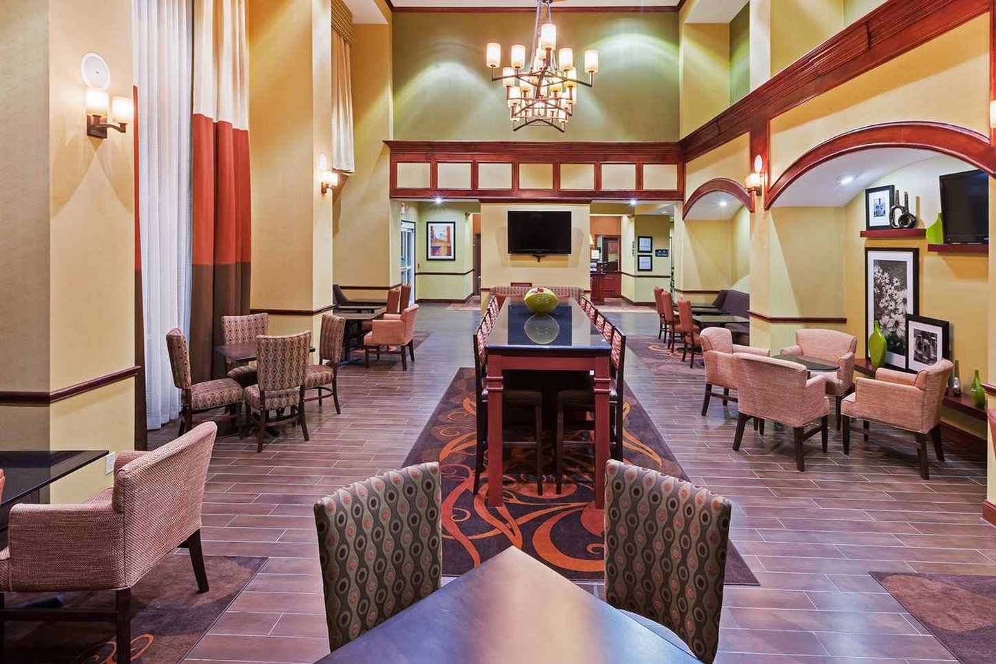 Hampton Inn and Suites Waxahachie