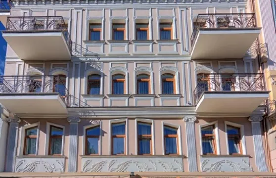 帕萊斯皇家酒店