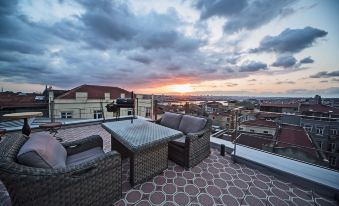 Galata Tower VIP Apartment Suites