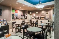 Sonesta Essential Hotels Overland Park - Breakfast
