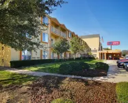 Comfort Suites DFW Airport Hotels in Irving