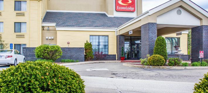 Country Inn & Suites by Radisson, Erie, PA Hotels in Summit Township