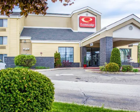 Country Inn & Suites by Radisson, Erie, PA Hotels in Summit Township