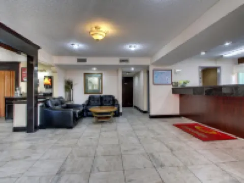 Econo Lodge Hotels in Clinton