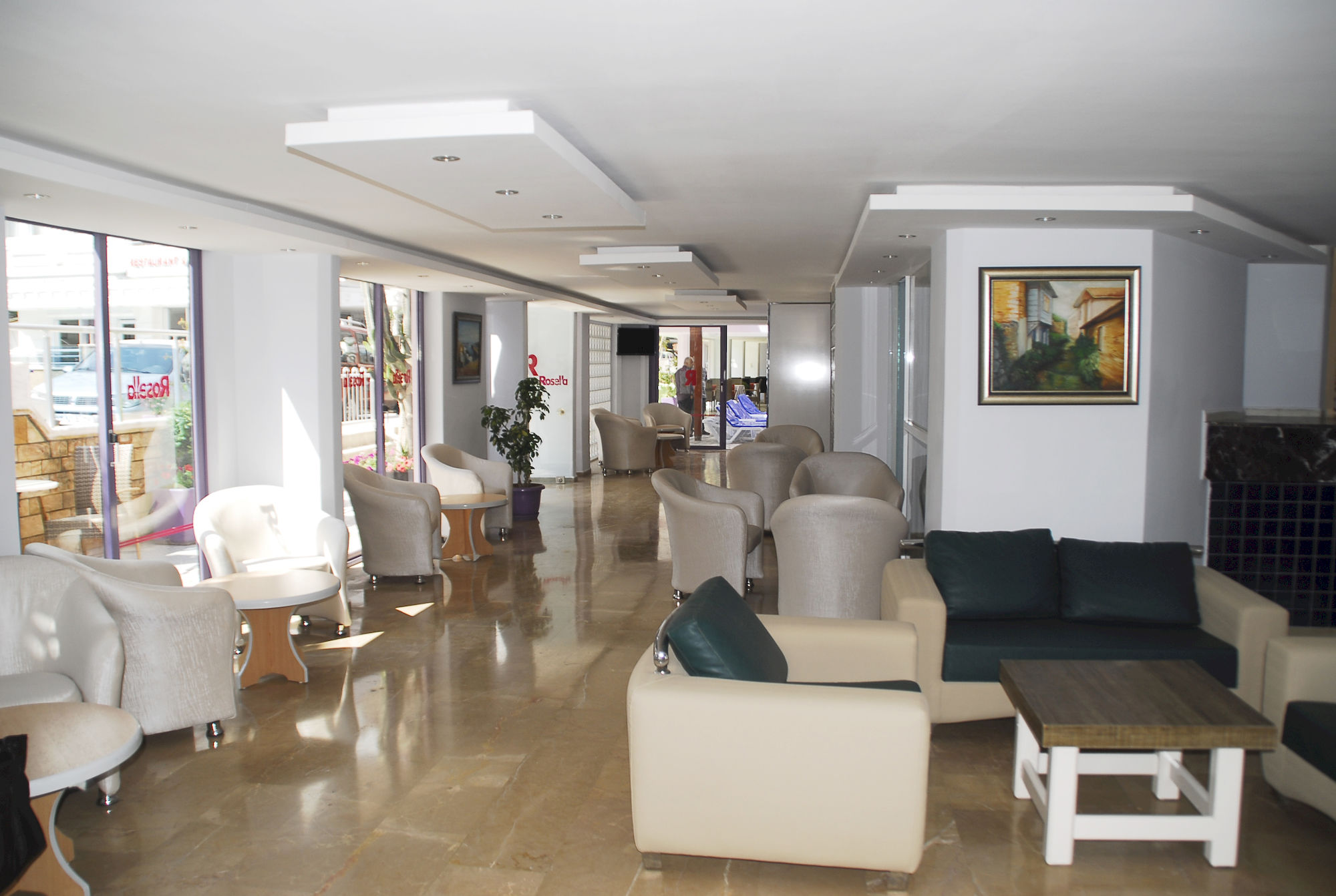 Rosella Hotels