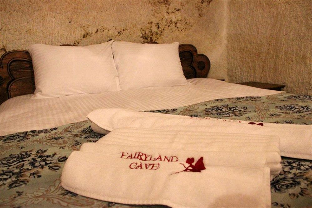 Fairyland Cave Hotel