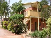 Litchfield Outback Resort Hotels in Batchelor