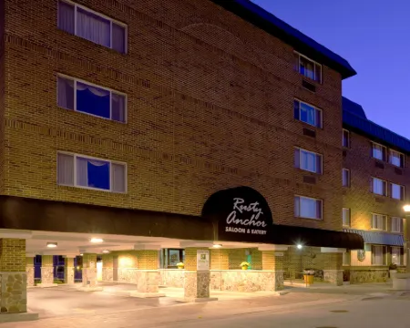 The Harborview on Lake Michigan, Ascend Hotel Collection Hotels in Ozaukee County