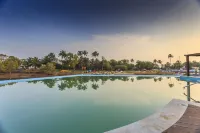 Acron Waterfront Resort - Beach