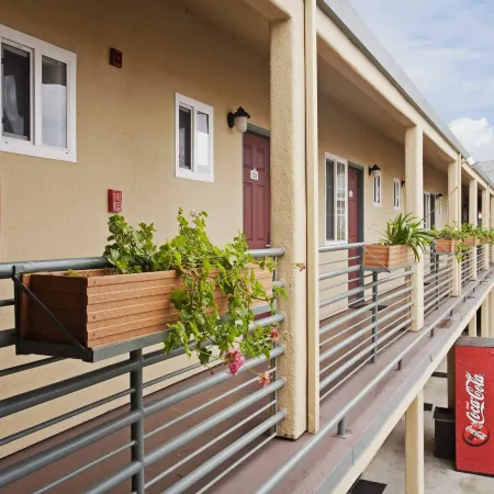 Pacific Best Inn