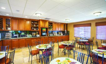 La Quinta Inn & Suites by Wyndham Paso Robles