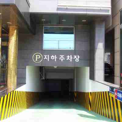 B & Beach Hotel Yeosu Hotel Exterior