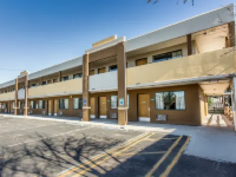 Comfort Suites Cheyenne Hotels in Cheyenne