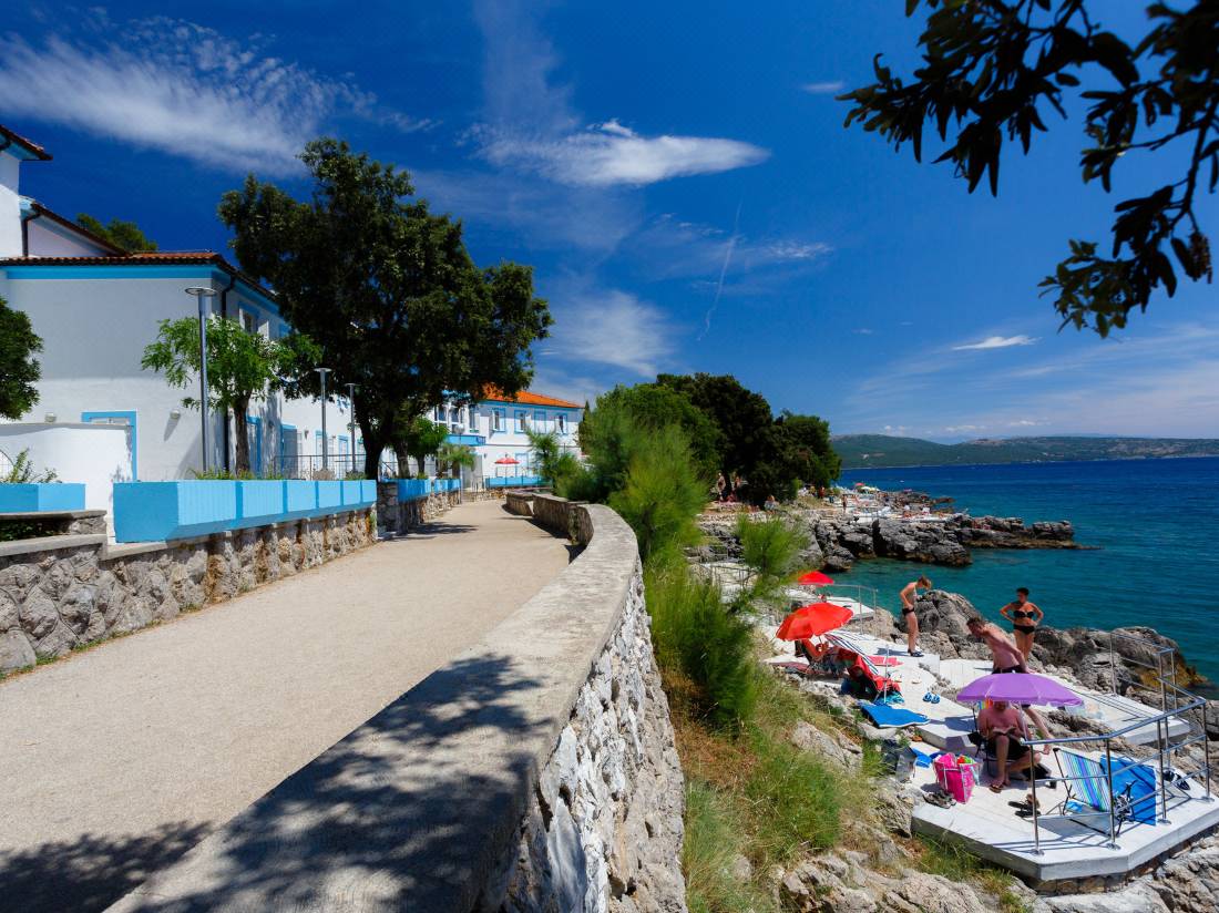 Villa Tamaris - Hotel Resort Dražica-Krk Updated 2022 Room Price-Reviews &  Deals | Trip.com