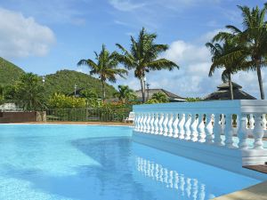 Le Domaine Anse Marcel Beach Resort