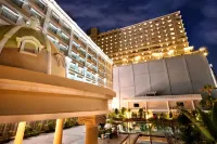 The Rich Jogja Hotel Hotel dekat Kali Boyong Camp Outbound