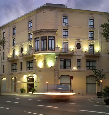 Garbi Millenni Hotel in zona MUHBA Refugi 307