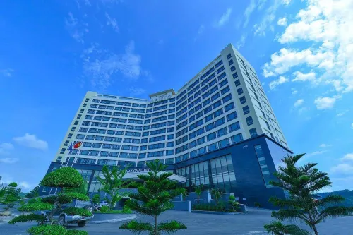 Aristo International Hotel - ที่มีที่จอดรถ