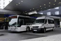 シュタイゲンベルガー エアポート ホテル フランクフルト - 駐車場