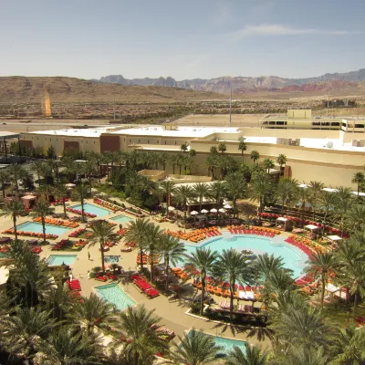 Red Rock Casino Resort & Spa Hotels near Mountain Crest Disc Golf Course