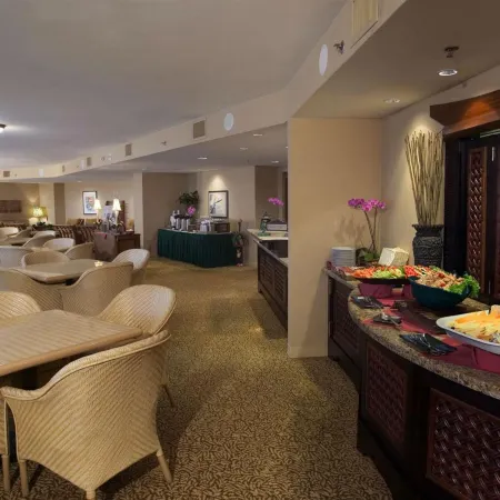 Loews Royal Pacific Resort at Universal Orlando