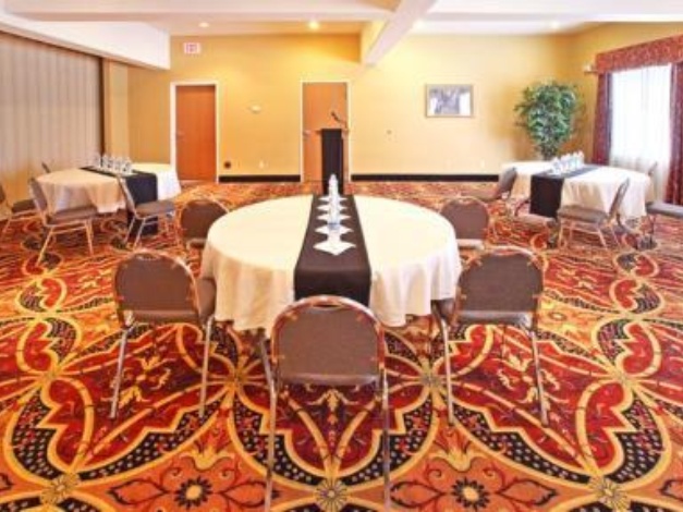 Red Lion Inn & Suites Mineral Wells