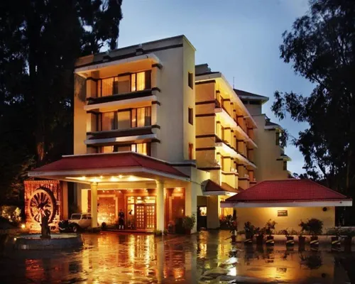 Gem Park Ooty Hotels in Ooty