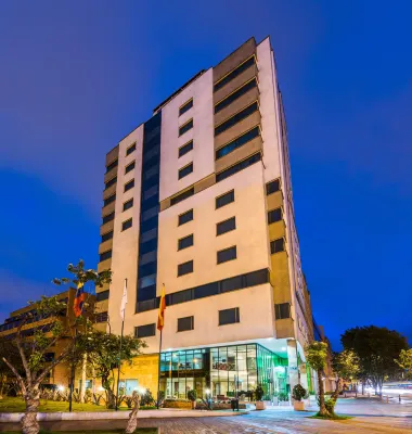 Hotel Andes Plaza - parking