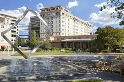 Juniper Hotel Cupertino, Curio Collection by Hilton Hotels in Saratoga