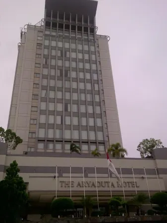 Aryaduta Palembang Отели в г. Палембанг