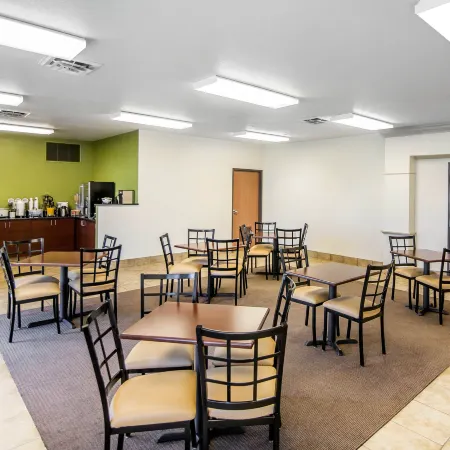 Quality Inn Parsons North