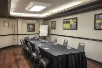 Spark by Hilton Toronto Mississauga