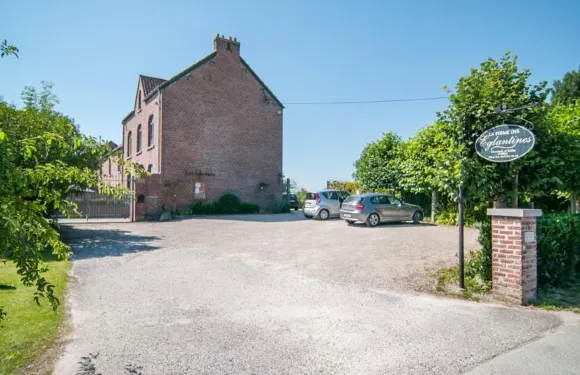 費爾梅德厄格倫泰恩住宿加早餐旅館