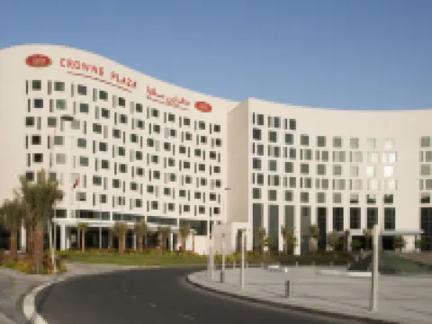 Crowne Plaza ABU DHABI - YAS ISLAND by IHG Hotels near Warner Bros. World™ Yas Island, Abu Dhabi