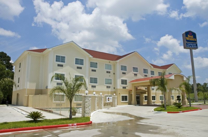 Best Western Cleveland Inn Suites