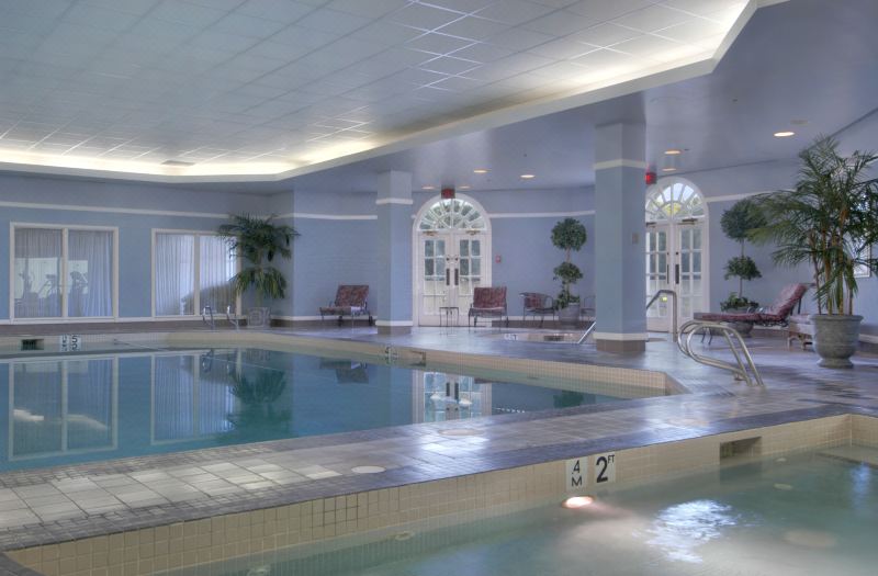 Fairmont Hotel Macdonald photo 3
