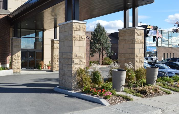 โรงแรม Quality Inn & Suites Gatineau