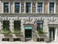 Auberge Saint-Pierre Отели рядом с достопримечательностью «Пляс Ройяль»