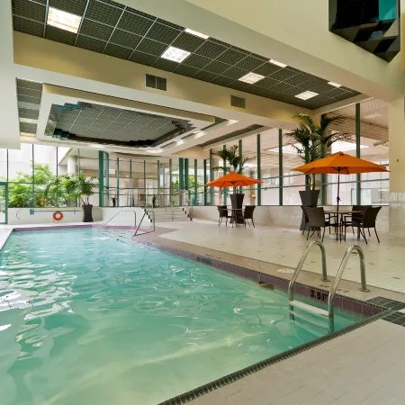 Rosedale on Robson Suite Hotel