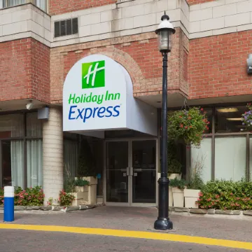 Holiday Inn Express TORONTO DOWNTOWN by IHG