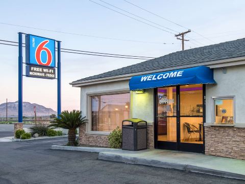 Motel 6 Mojave, CA - Airport